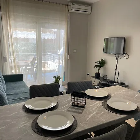 Ferienhaus Kaza Oasis Ofrínion